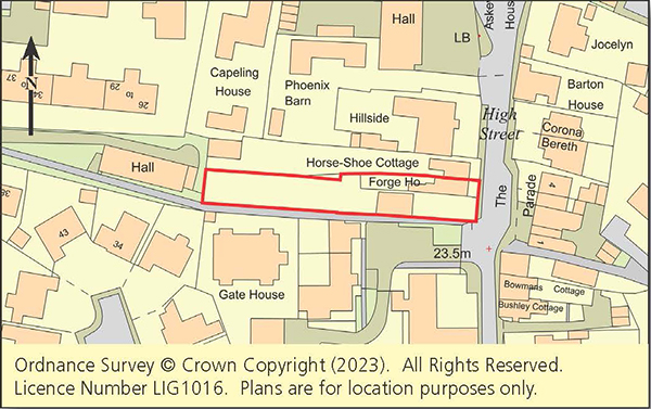Lot: 98 - TWO FLATS AND ANNEX IN VILLAGE LOCATION -